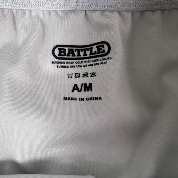 Battle Fly Shorts 2.0 - Picture 4 of 6